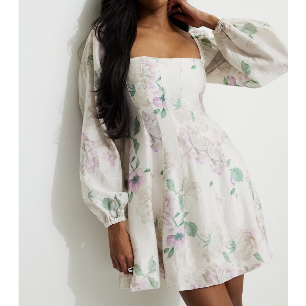 NWT Dynamite Cream Floral Long Sleeve Dress